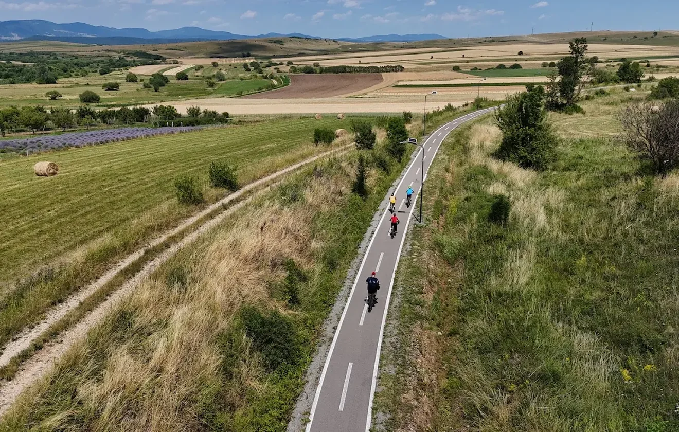 Photo · Sâncraiu bike path